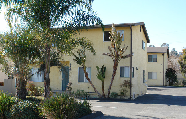 434 Richfield Ave in El Cajon, CA - Foto de edificio - Building Photo