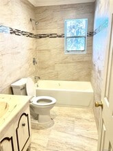 115 Artist Lake Dr in Middle Island, NY - Building Photo - Building Photo