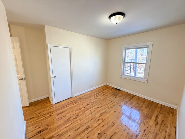 113 Delavan Ave in Newark, NJ - Building Photo - Building Photo