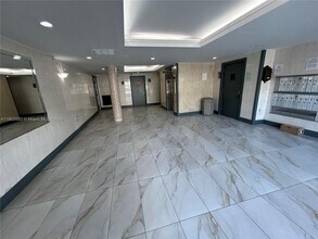 1250 NE 125th St in North Miami, FL - Building Photo - Building Photo