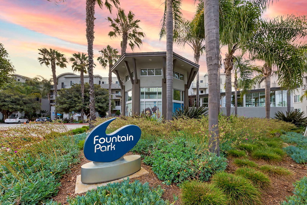 Fountain Park at Playa Vista in Playa Vista, CA - Building Photo