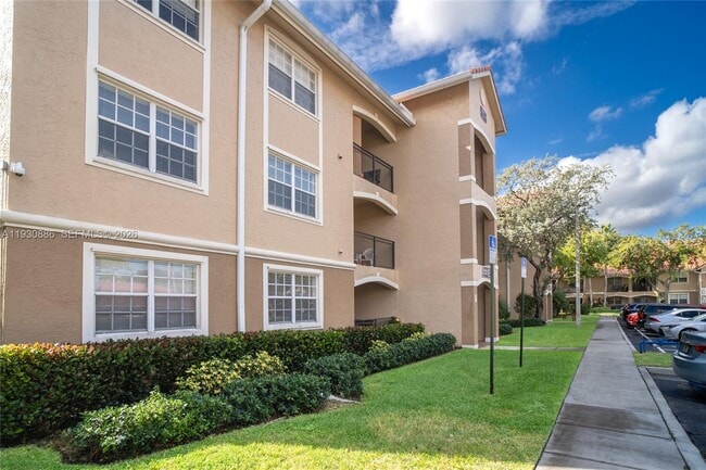 11730 SW 2nd St in Pembroke Pines, FL - Building Photo - Building Photo