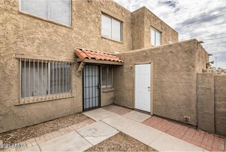 4522 E Pueblo Ave in Phoenix, AZ - Building Photo - Building Photo