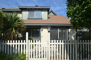 13315 Meyer Rd in Whittier, CA - Building Photo