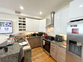 275 Dorchester St, Unit 1 in Boston, MA - Building Photo