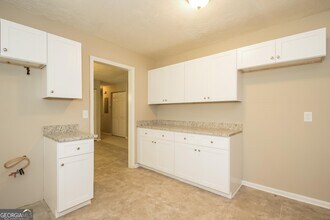 6207 Newberry Ln in Riverdale, GA - Building Photo - Building Photo