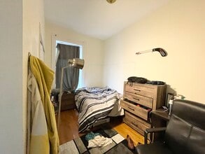 1451 Tremont St, Unit 2R in Boston, MA - Foto de edificio - Building Photo