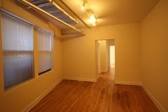 1634 W North Shore Ave, Unit G in Chicago, IL - Building Photo - Building Photo