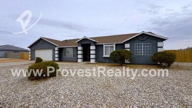 22396 Hurons Ave in Apple Valley, CA - Building Photo - Building Photo