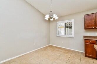 624 W Calle MAROJO in Sahuarita, AZ - Foto de edificio - Building Photo