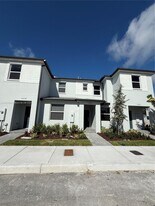 35630 SW 178th Ct in Homestead, FL - Building Photo