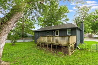 11911 Sycamore Ave in Grandview, MO - Building Photo - Building Photo