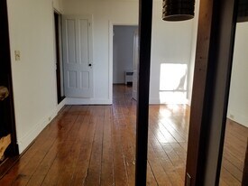 309 N Market St in Mechanicsburg, PA - Building Photo