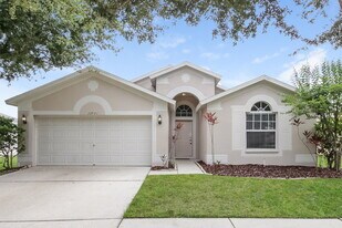 13731 Ogakor Dr in Riverview, FL - Building Photo