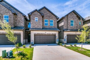 2418 Ash Ln in Sachse, TX - Building Photo