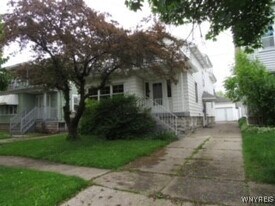 157 Springville Ave in Buffalo, NY - Building Photo