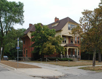 1009-1013 Cornwell Pl in Ann Arbor, MI - Foto de edificio - Building Photo