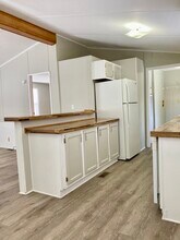 870 Tower Rd SE in Christiansburg, VA - Building Photo - Building Photo