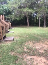 2002 Belle Terra Rd, Unit Unit B in Knoxville, TN - Building Photo - Building Photo