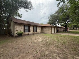 305 Kimberly Dr in Austin, TX - Building Photo