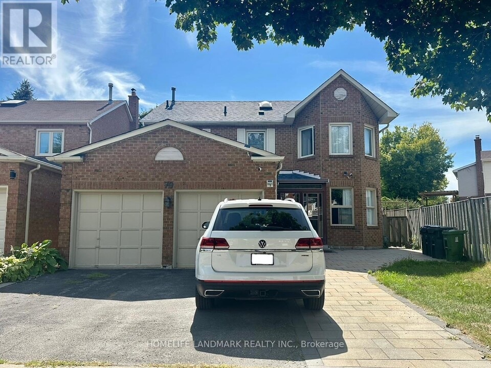 79 Ingleton Blvd in Toronto, ON - Building Photo