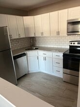 114 Elizabeth St-Unit -118-C5 in West Haven, CT - Building Photo - Building Photo