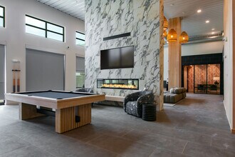 The Senary by Allaso in Albuquerque, NM - Foto de edificio - Building Photo