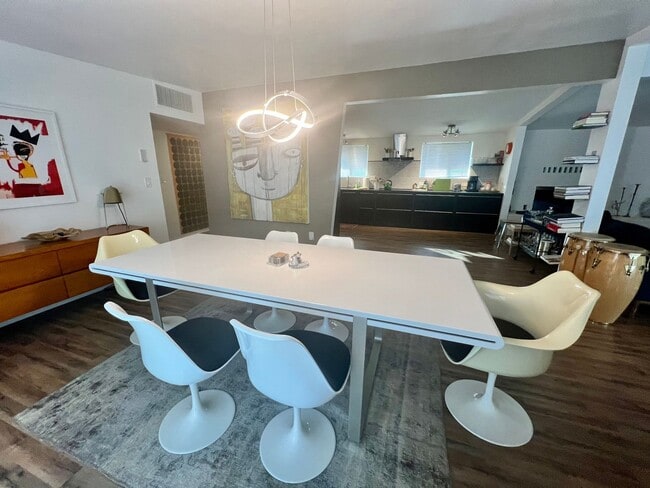 property at 5673 Skyview Ln