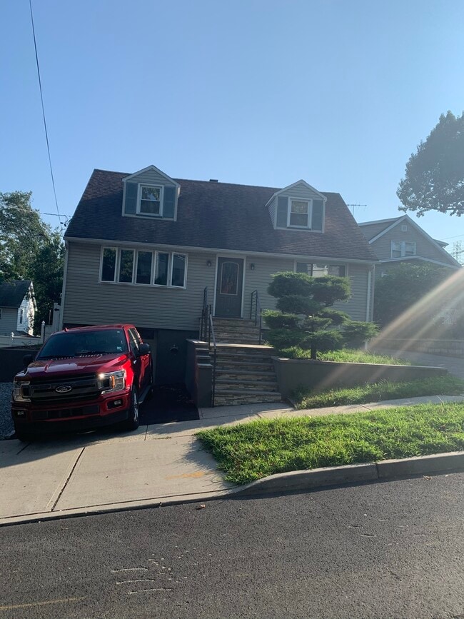 99 Hancox Ave, Unit 2