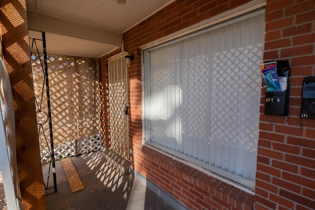 1508 Nueces Way in El Paso, TX - Building Photo - Building Photo