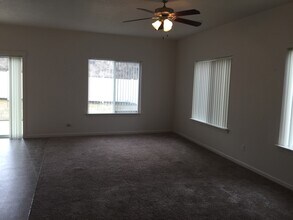 1449 SW Sagebrush Ln in Pullman, WA - Foto de edificio - Building Photo