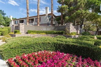 10213 Penrith Ave in Las Vegas, NV - Building Photo - Building Photo