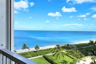 4301 Gulf Shore Blvd N in Naples, FL - Building Photo - Building Photo