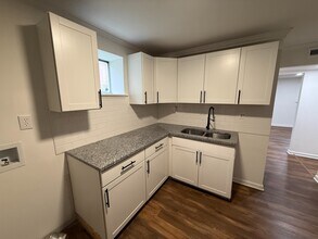 3320 Clifton Ave, Unit E in Nashville, TN - Building Photo - Building Photo