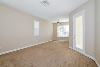 16208 Birchwood Way, Unit 33 in Orlando, FL - Building Photo - Building Photo
