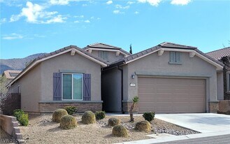 2600 Bechamel Pl in Henderson, NV - Building Photo
