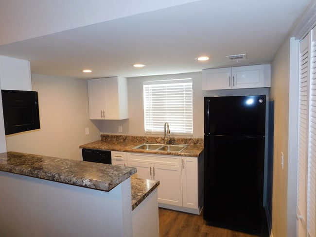 Villas at City Center