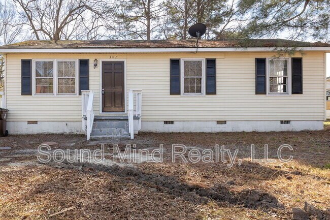 303 W Horton St in Zebulon, NC - Building Photo - Building Photo