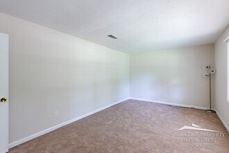 4272 Carlos Ct in Powder Springs, GA - Building Photo - Building Photo