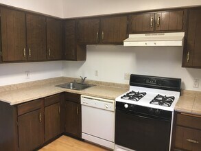 29156 Tessmer Ct in Madison Heights, MI - Foto de edificio - Building Photo