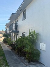 458 E 31st St in Hialeah, FL - Building Photo - Building Photo