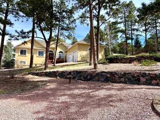 property at 1550 Capadaro Ct