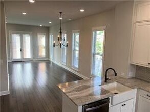 4201 Deming Cir in Atlanta, GA - Building Photo - Building Photo