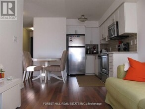 1 De Boers Dr in Toronto, ON - Building Photo - Building Photo