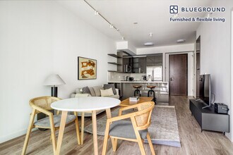 4131 Laguna St-Unit -FL7-ID53 in Coral Gables, FL - Building Photo - Building Photo