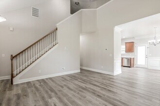 5204 Newport Landing Way in Gastonia, NC - Building Photo - Building Photo
