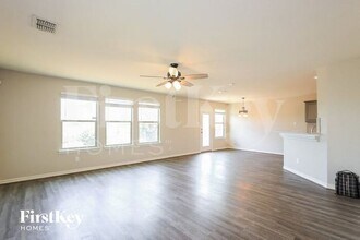 7307 Palomino Bay in San Antonio, TX - Foto de edificio - Building Photo