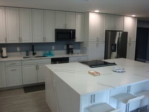 1415 Lake Victoria Dr in Lake Worth Beach, FL - Building Photo - Building Photo