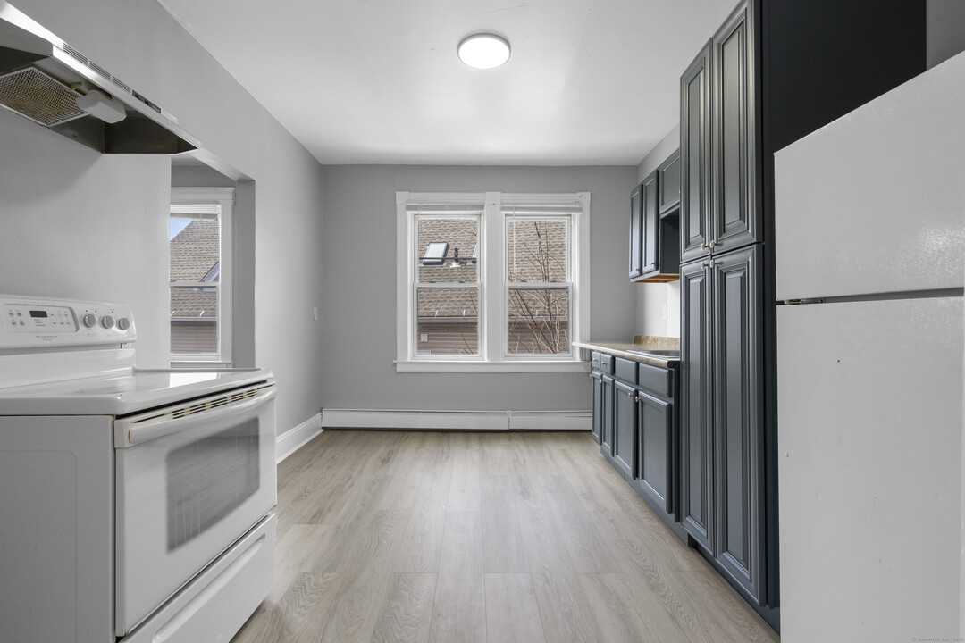 202 Mather St in Hartford, CT - Building Photo