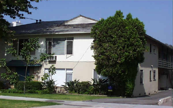 15039-15041 Dickens St in Sherman Oaks, CA - Foto de edificio